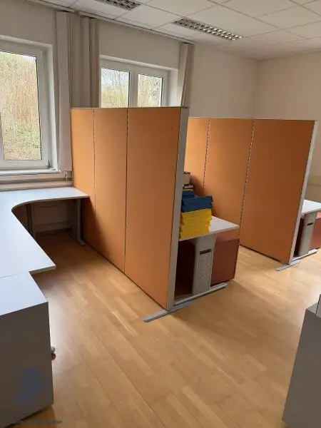 Bürogebäude nahe Haubiversum – Arbeiten mit Ötscherblick