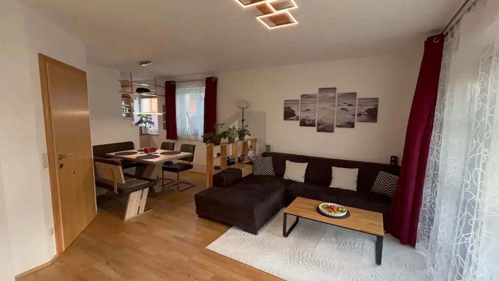 PREISHIT! FAMILIENFREUNDLICHES REIHENENDHAUS MIT DACHAUSBAU UND GARTEN
