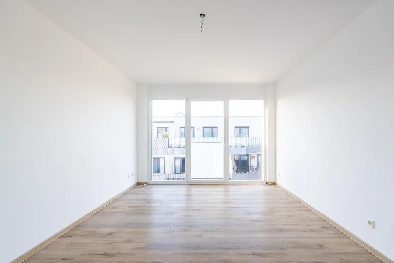 "drei Zimmer – du hast Platz"