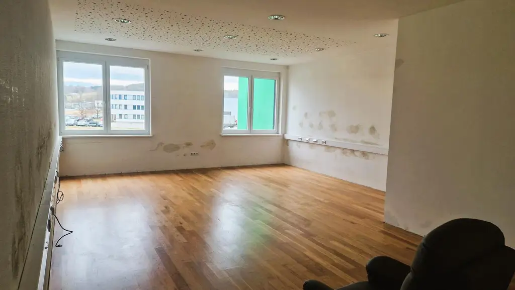 Moderne Büro- Lager und Außenfläche im Gewerbegebiet Markt Allhau zu vermieten