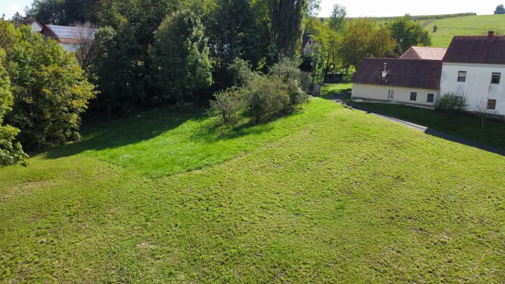 Baugrund in der Weinbauregion St. Anna - kann geteilt werden