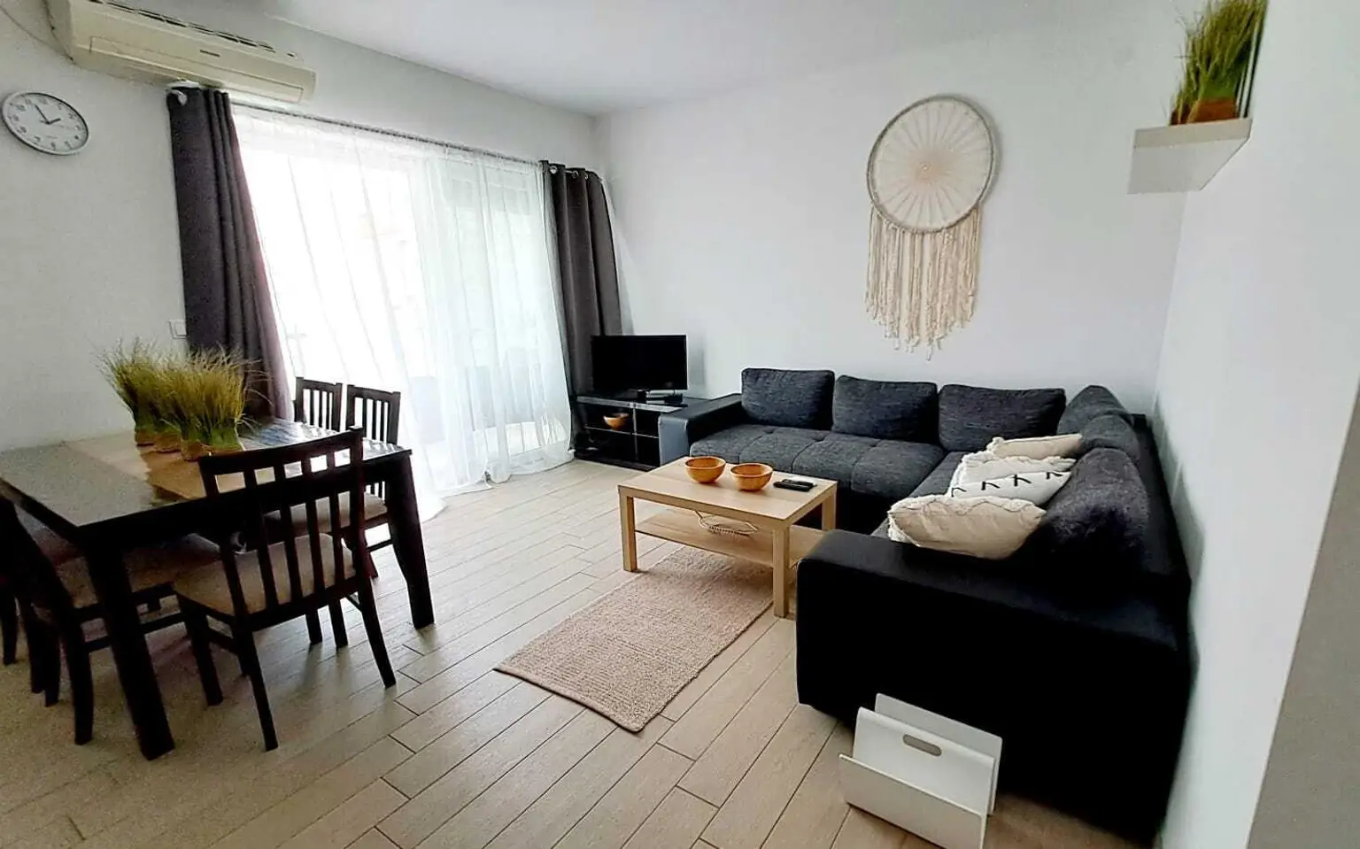 9FDACABD-DD04-4F9D-8F36-D3CFA12FDFFF