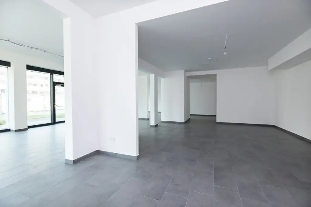 Vielseitig nutzbare Geschäftsfläche I Erstbezug I Unbefristet I Stadtquartier Berresgasse