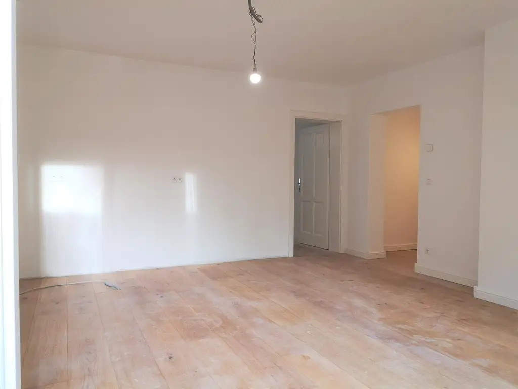 Barrierefreie, sehr sonnige Gartenwohnung mit 4 Zimmer - In bester und sehr beliebter Wohngegend im grünen Ober St. Veit.