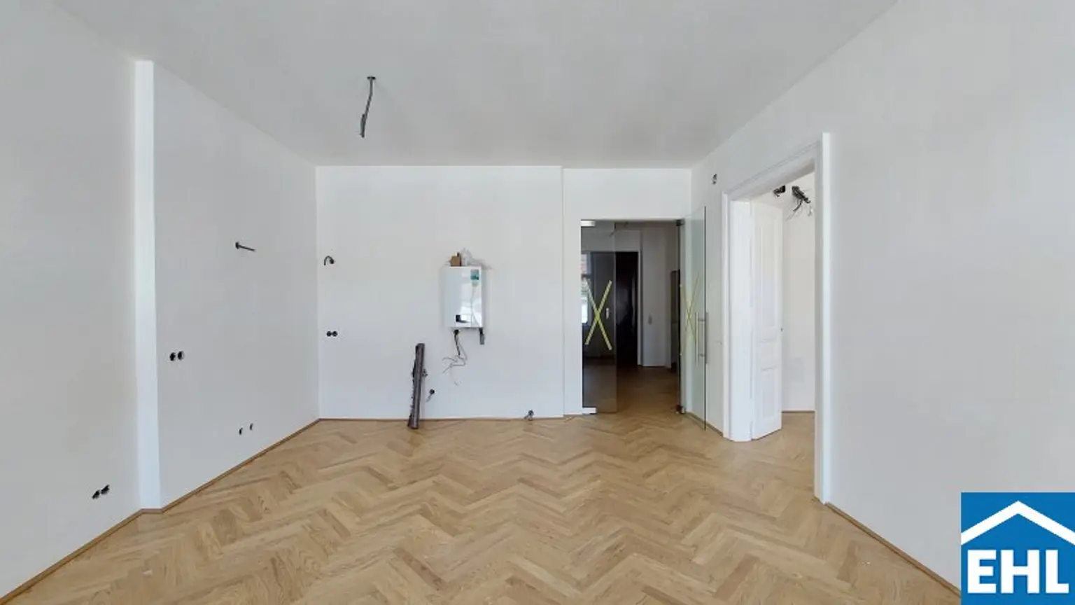 Erstbezug nach Sanierung! 2,5-Zimmer-Wohnung in Top-Lage des 6. Bezirks