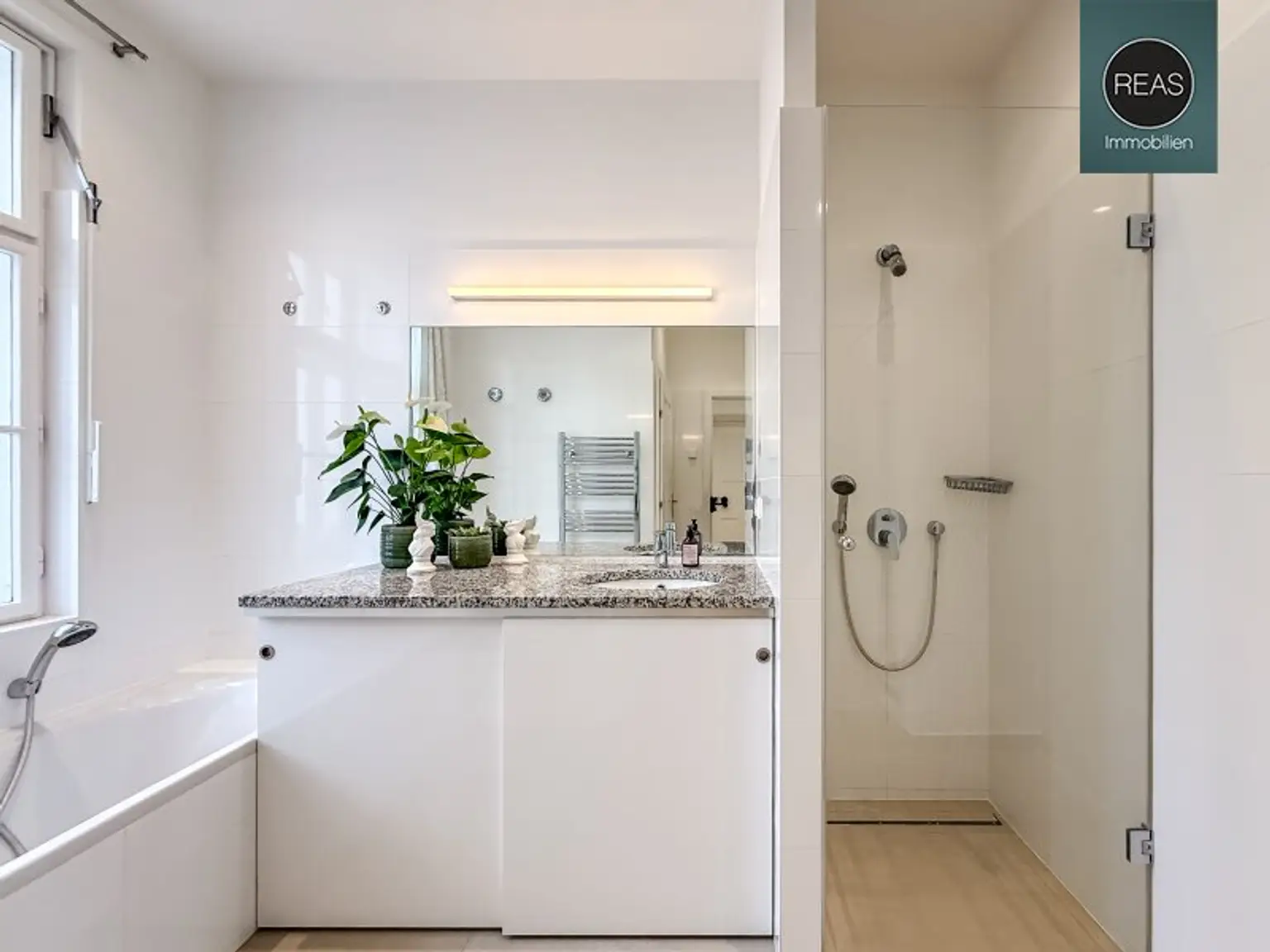 Provisionsfrei: Vollausgestattetes Apartment mit Möblierung und Balkon in Sieveringer Bestlage! Klimatisiert!