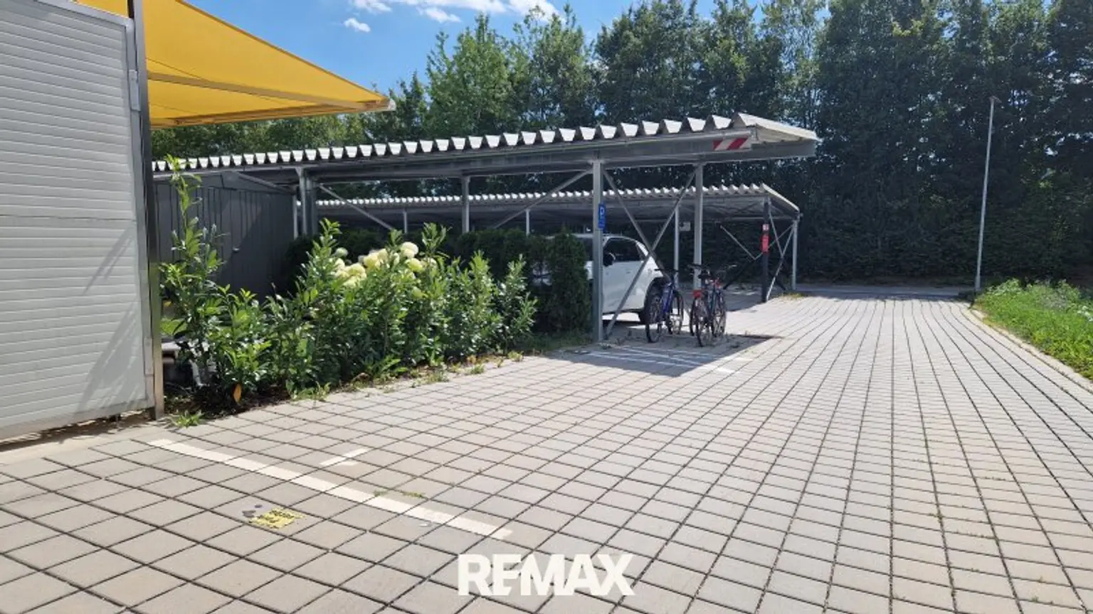 Autoabstellplatz