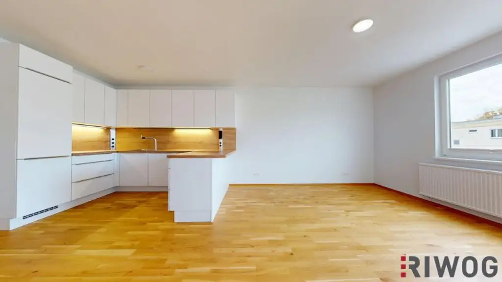 ERSTBEZUG nach Sanierung I 4 Zimmer Wohnung mit Loggia I Tischler Küche mit Siemens Geräte inklusive I Ruhelage I Naturpark Föhrenberge I 360° Rundgang