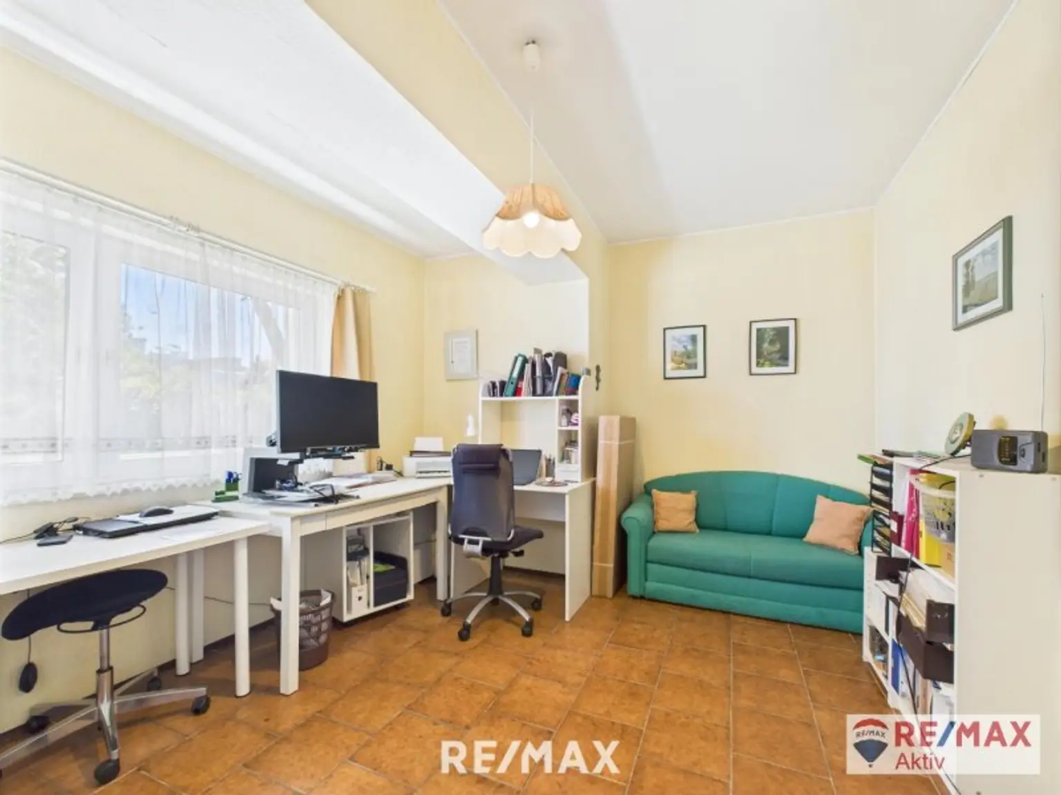 Büro/Zimmer Erdgeschoss