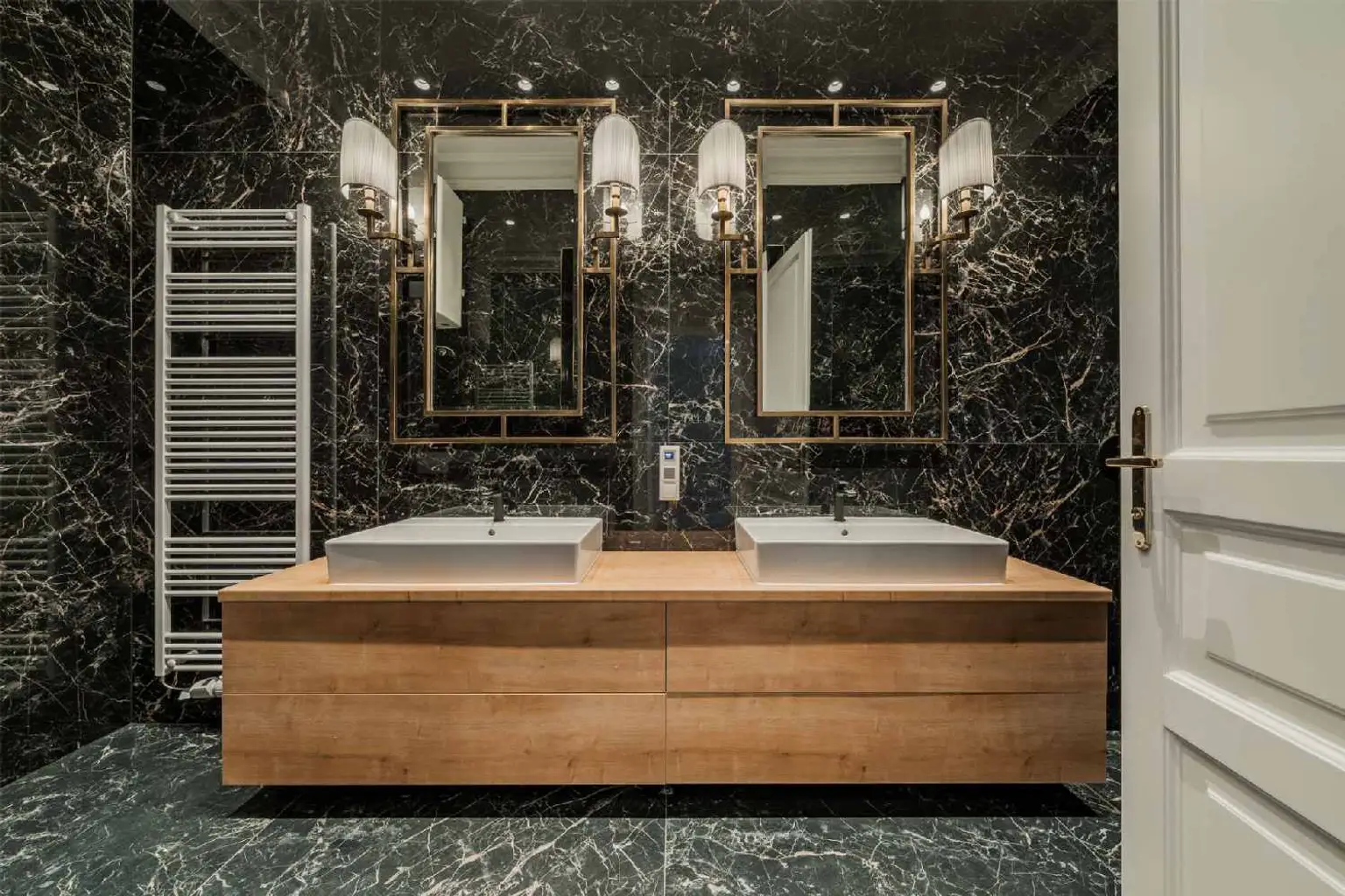 Top Sanierte Wohnung in 1060 zu vermieten