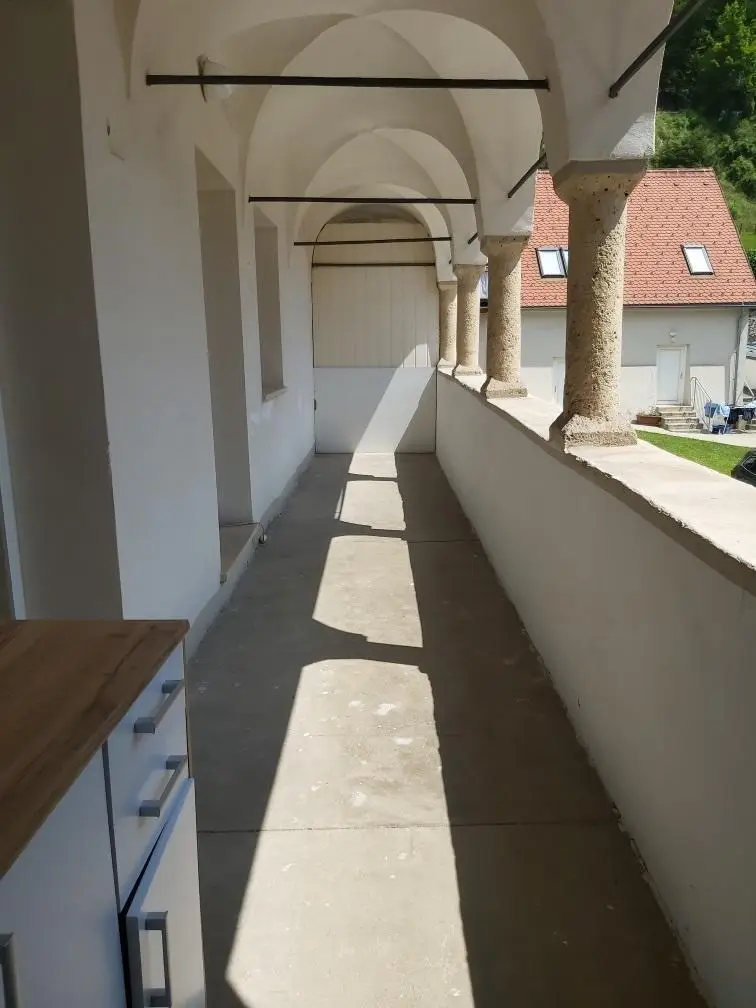 Zentrale 2-Zimmer-Wohnung mit Küchenblock und Balkon in Kapfenberg !