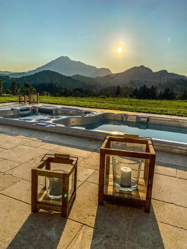 Moderne Ferienvilla mit guter Auslastung in traumhafter Grünruhelage