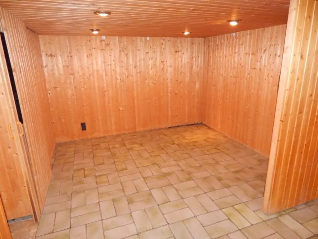 "Gelegenheit" Reihenhaus mit Garten zum Selbersanieren