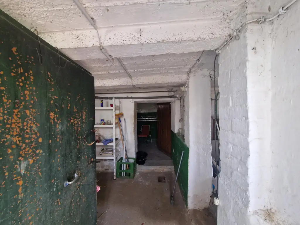 BAUEN UND WOHNEN IN ALLERBESTER WOHN- UND ZENTRUMSLAGE VON KIRCHBERG AM WAGRAM MIT ALTBESTAND