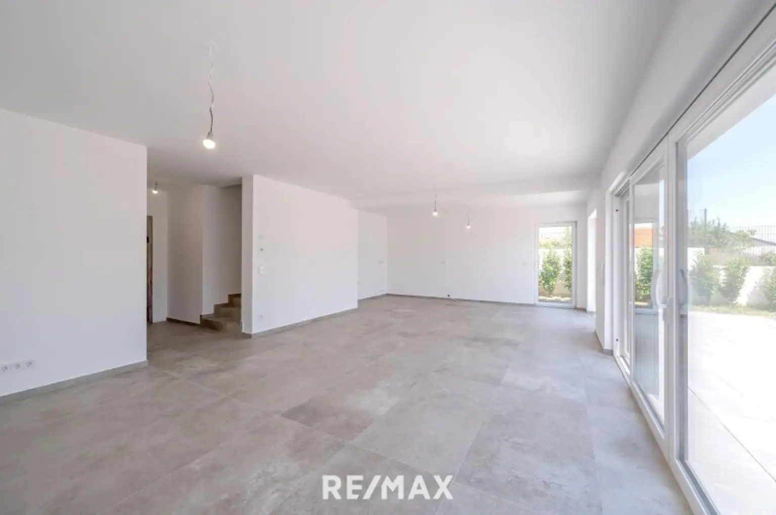 Erstbezug: Großzügiger Familientraum mit unverbaubarem Grünblick!