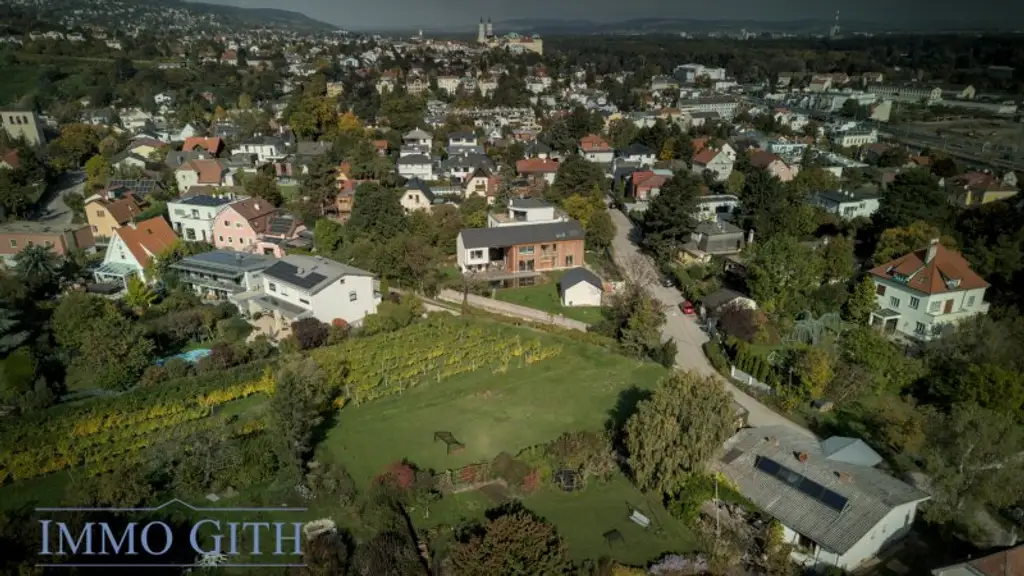 SONNE, WEIN & WEITBLICK – 735 m² BAUGRUNDSTÜCK DIREKT AM WEINGARTEN IN KLOSTERNEUBURG ZU KAUFEN!