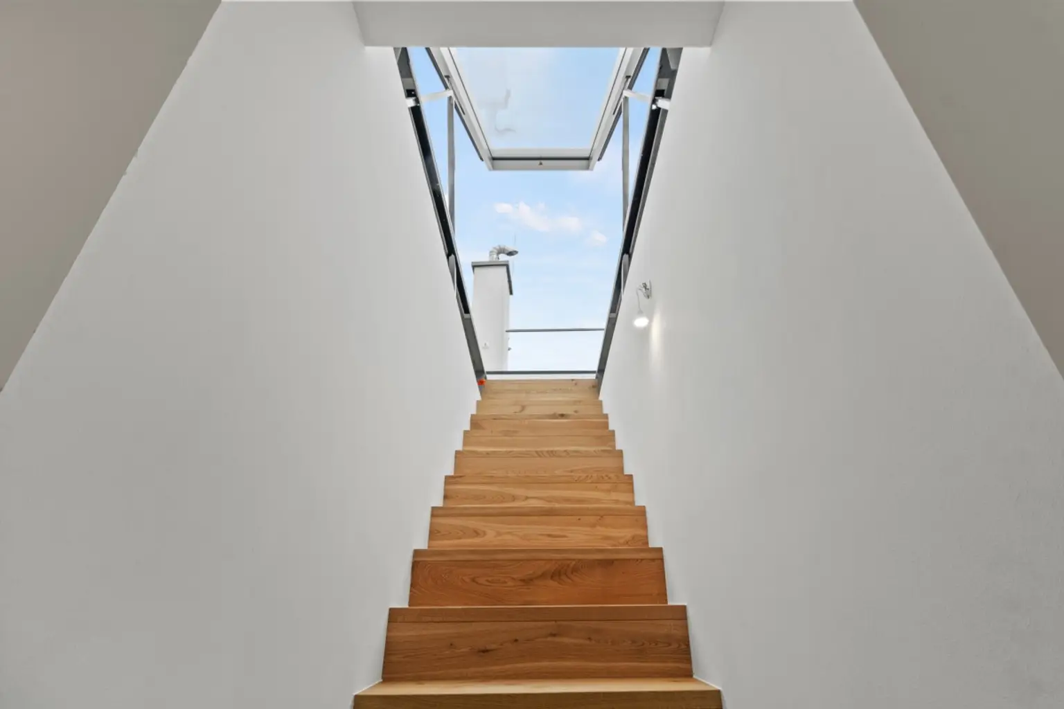 I | ++ NEU ++ MODERNE DREI Zimmer mit DACHTERRASSE - Top Lage! | Prima Service Immobilien