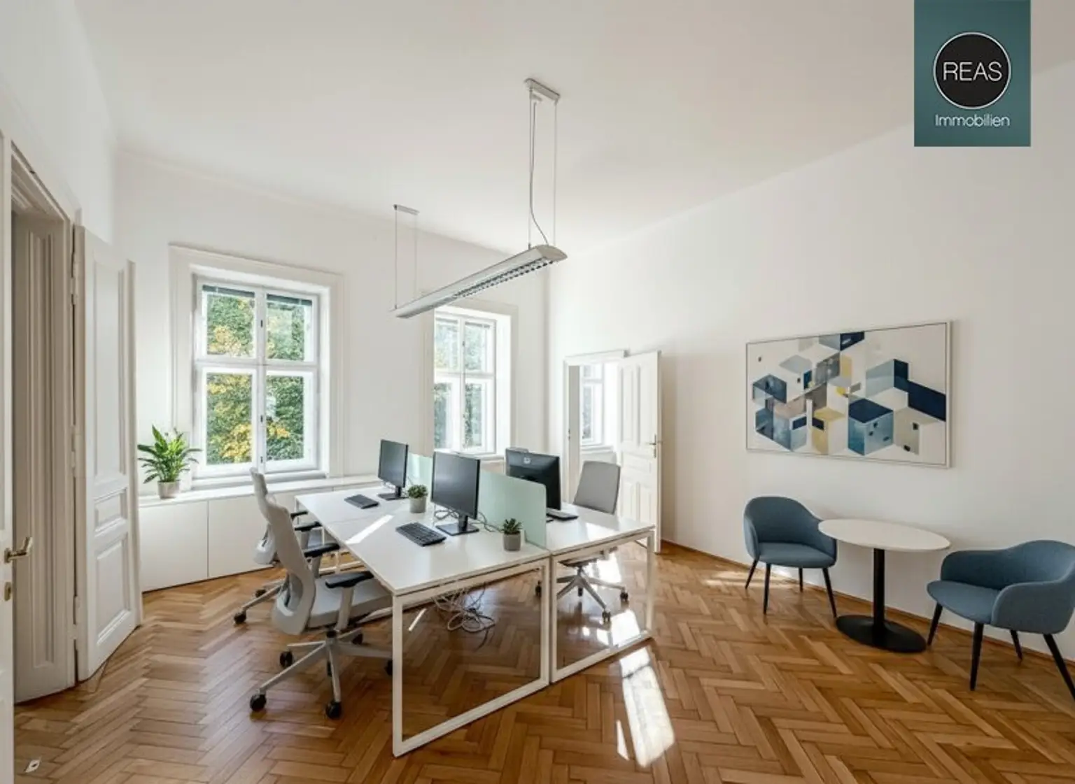 Klimatisiertes Büro bei neuer U5 Station! Repräsentatives Haus in bester Innenstadtlage bei der Votivkirche!