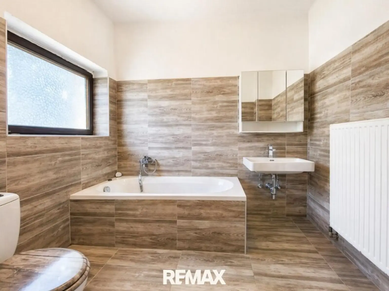 Badezimmer 2. Wohngebäude