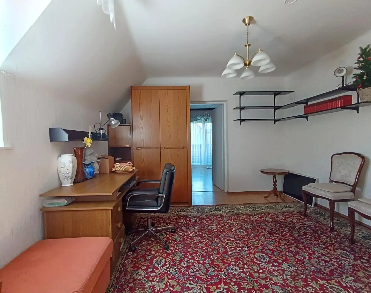 Einfamilienhaus mit viel Potenzial - Wohnen mit Weitblick