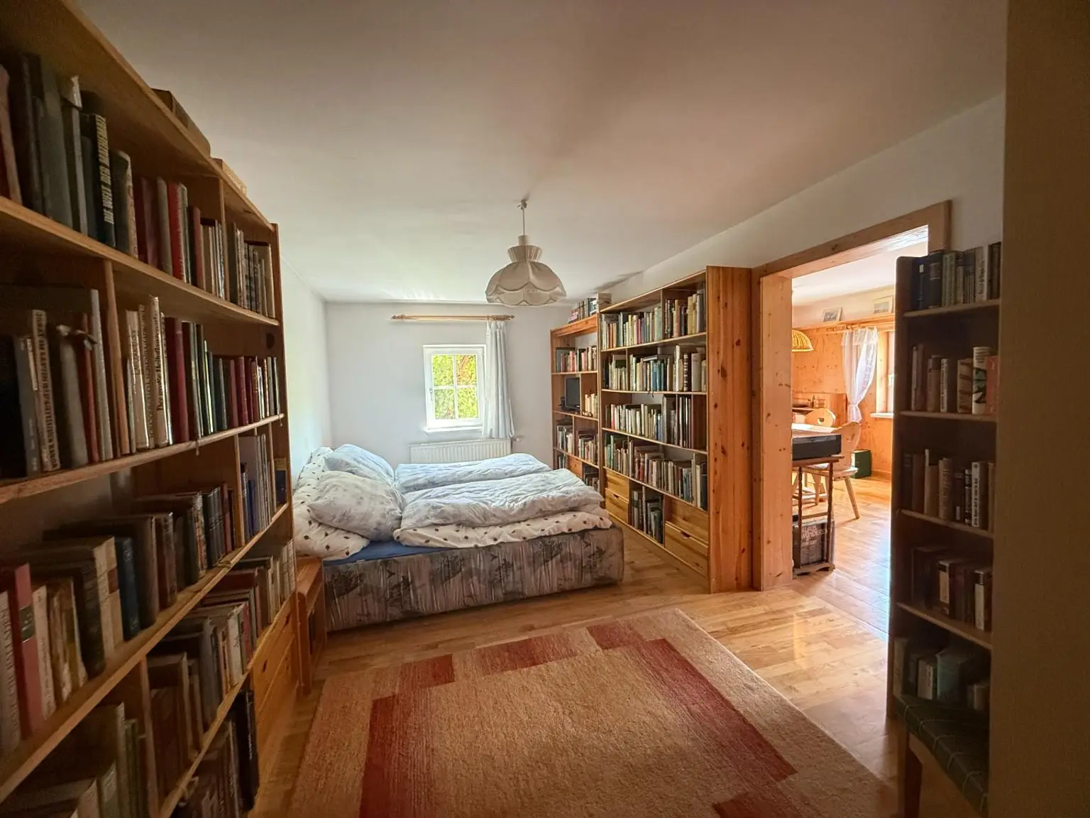 *** Charmantes Landhaus, 154m², Teilsaniert mit großem Gartenanteil und viel Potenzial ***