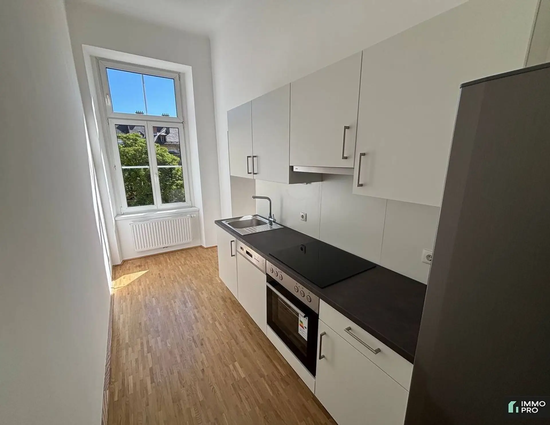Helle 2-Zimmer Wohnung - Provisionsfrei!