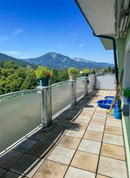 GEPFLEGTES WOHNHAUS - AUCH ALS FERIENDOMIZIL NUTZBAR