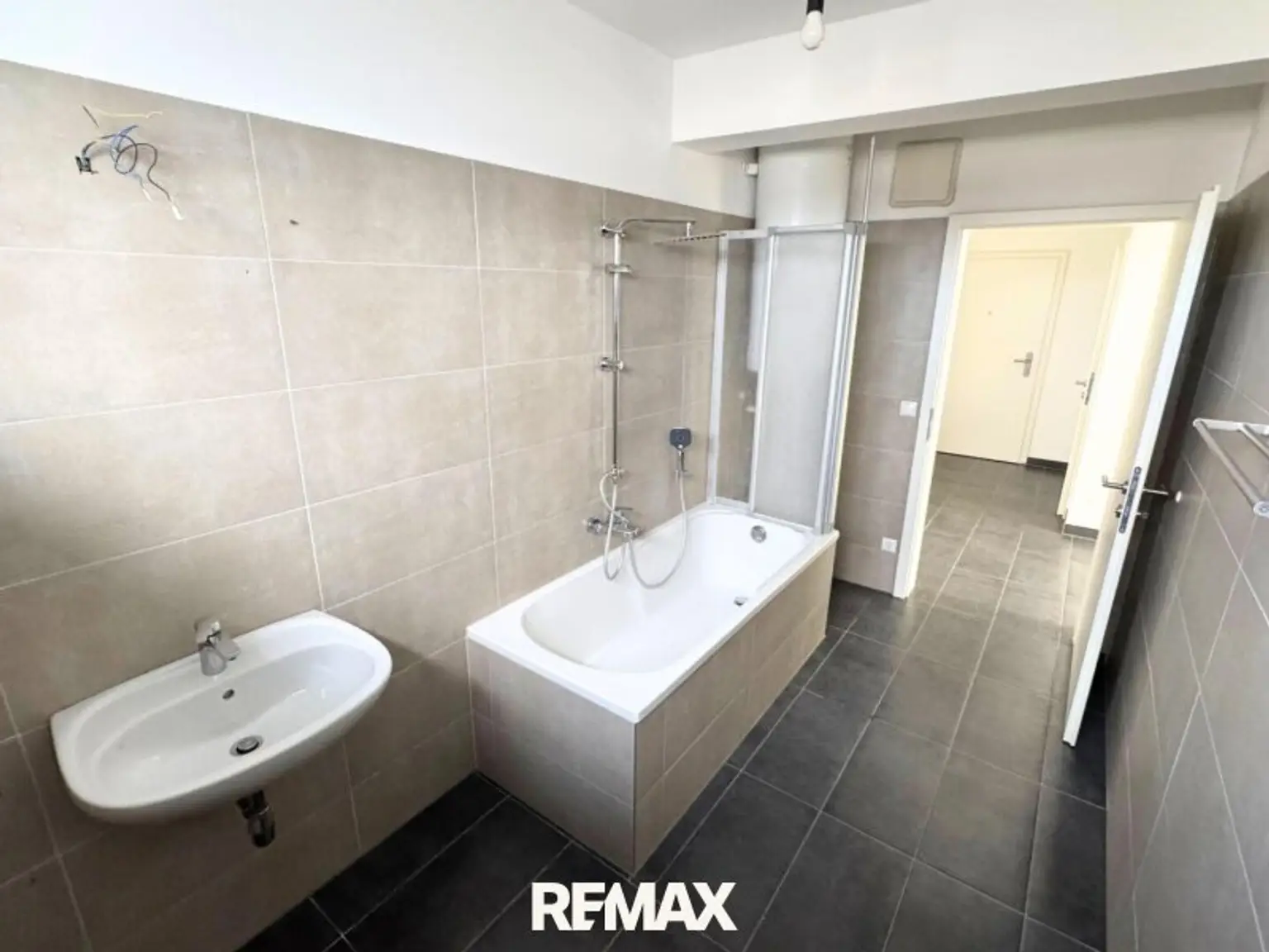 12 Badezimmer