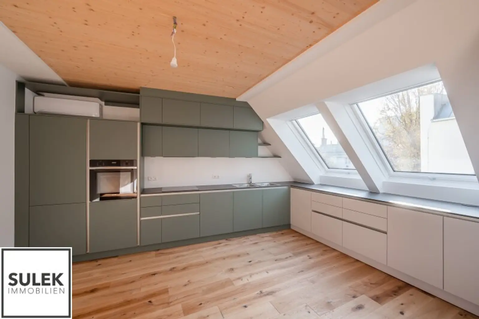 Erstbezug: traumhafte DG-Maisonette mit 3 Schlafzimmern und 2 Bädern