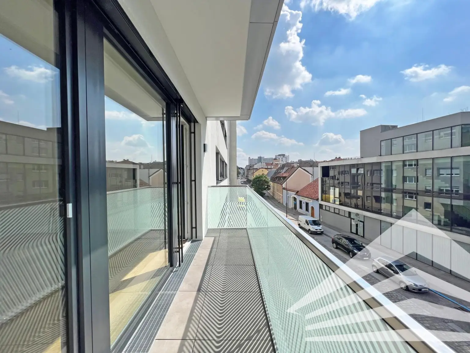 Exklusive 3 Zimmer-Neubauwohnung mit großem Balkon im KAIfive an der Donaulände