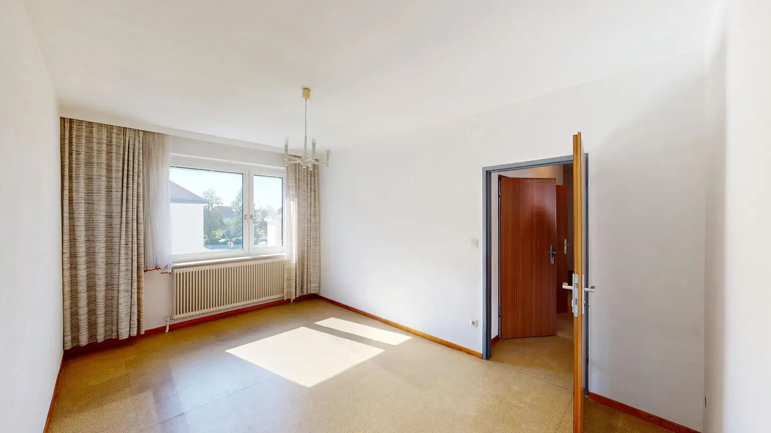 Mehrgenerationenhaus mit Geschäftsfläche in Top-Lage Groß-Enzersdorf