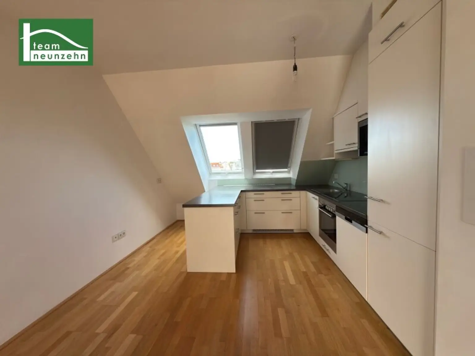 Exklusive 4-Zimmer-Wohnung in Bestlage beim Rochusmarkt ab sofort verfügbar *Inkl Küche*