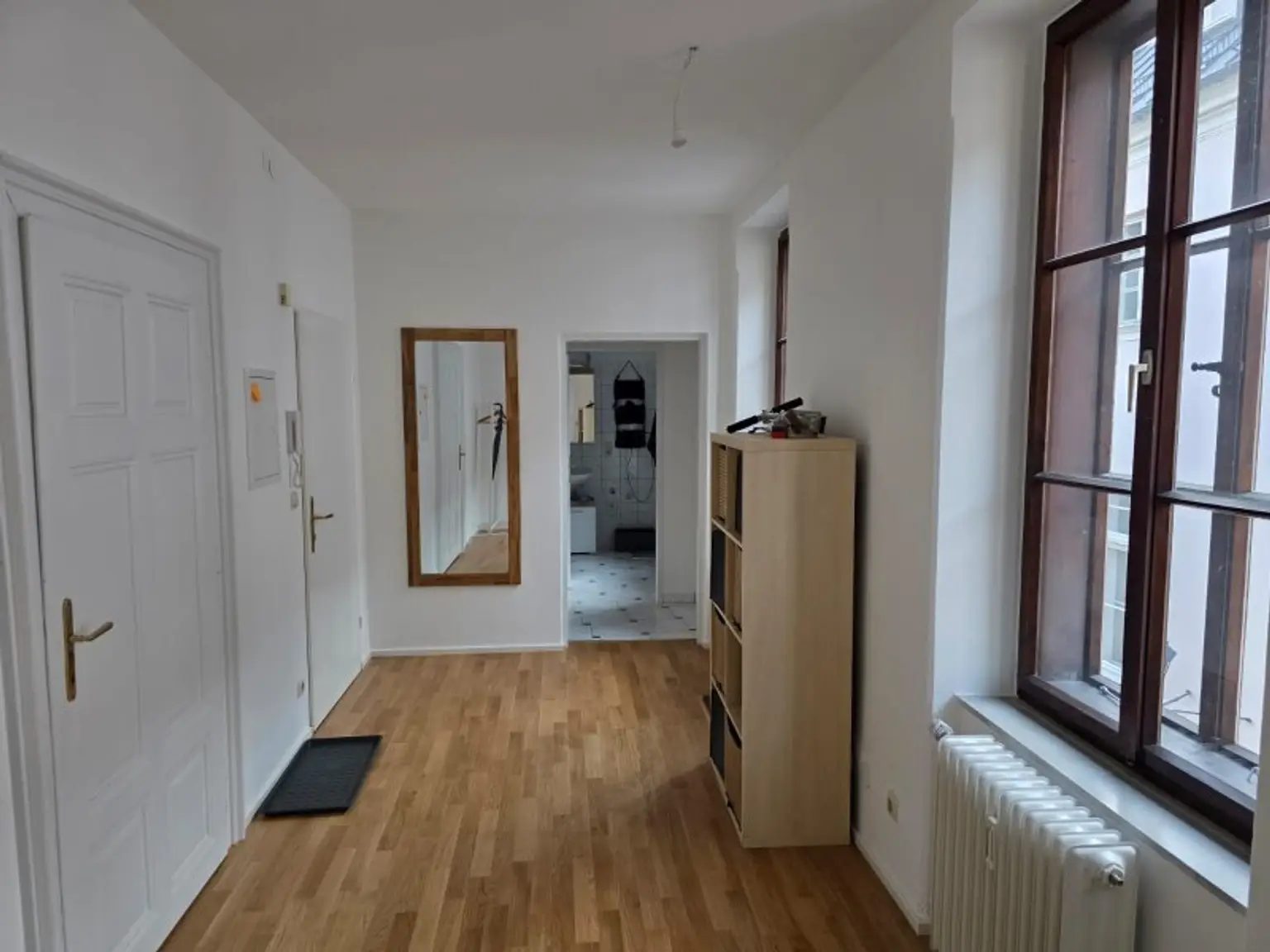 Eingangsbereich - Schöne und Helle 3 Zimmer Altbauwohnung nahe der Linzergasse Miete Rechte Altstadt Salzburg