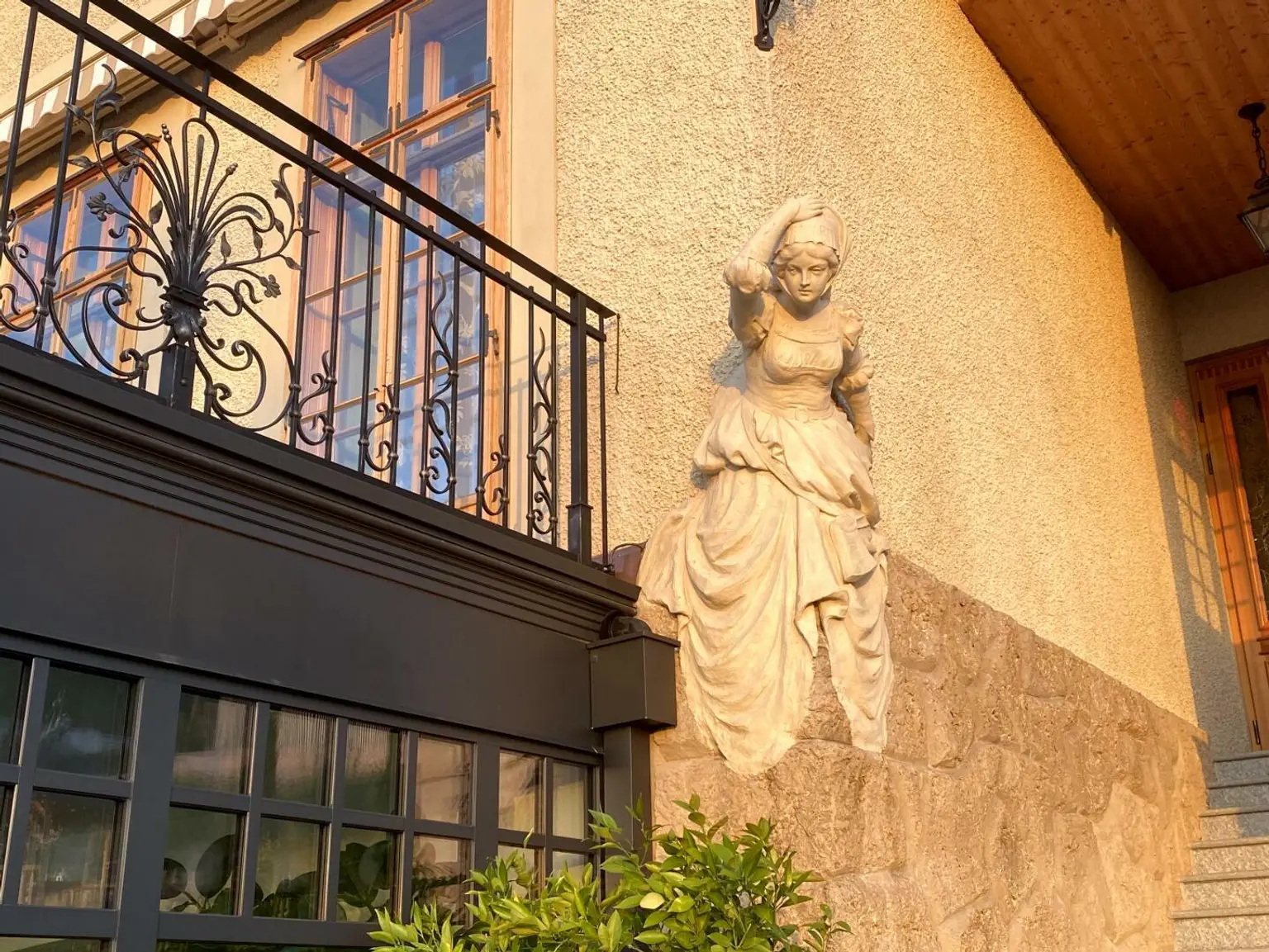 Alt-Eggenberg - Historische Villa mit atemberaubendem Stadt- und Uhrturmblick | Old-Eggenberg - Historic villa with breathtaking views of the city and clock tower