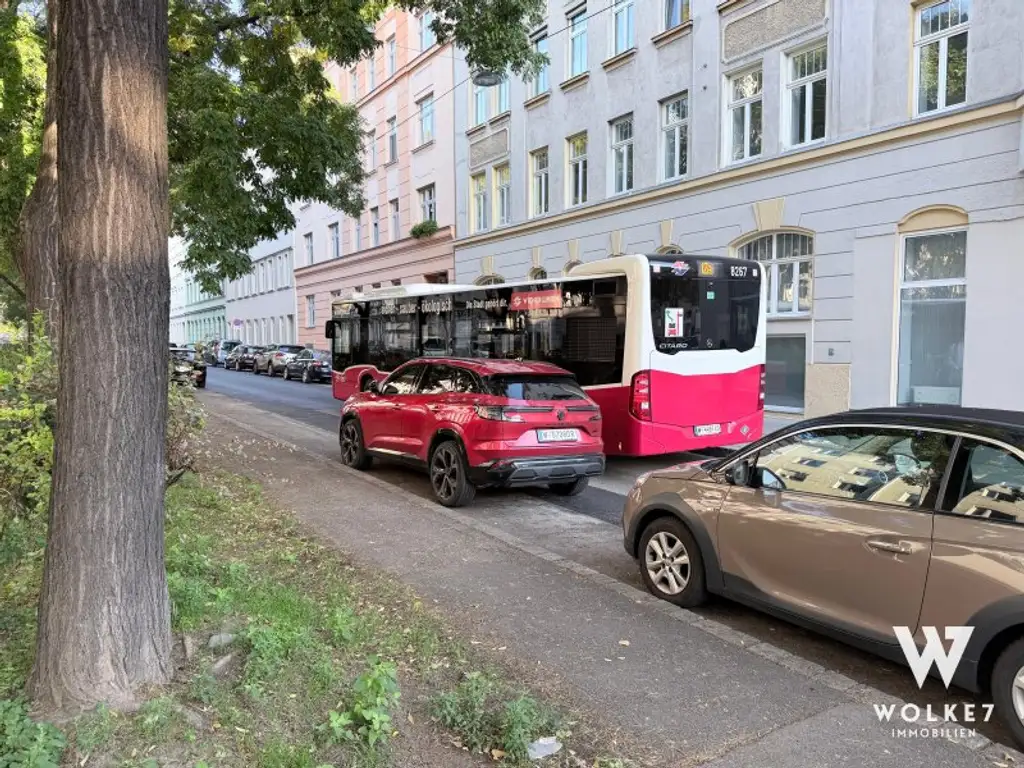 Großzügige 4,5-Zimmerwohnung mit separater Küche und Balkon in den Innenhof! | Beste Lage in 1140 Wien