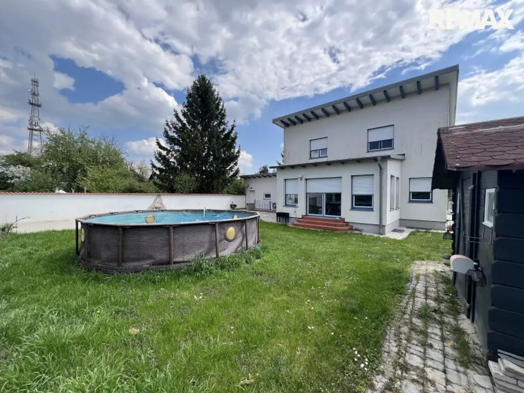 Großzügiges Einfamilienhaus mit Garten, Terrasse & Garage in Ebenfurth, 4 Zimmer, 195m²