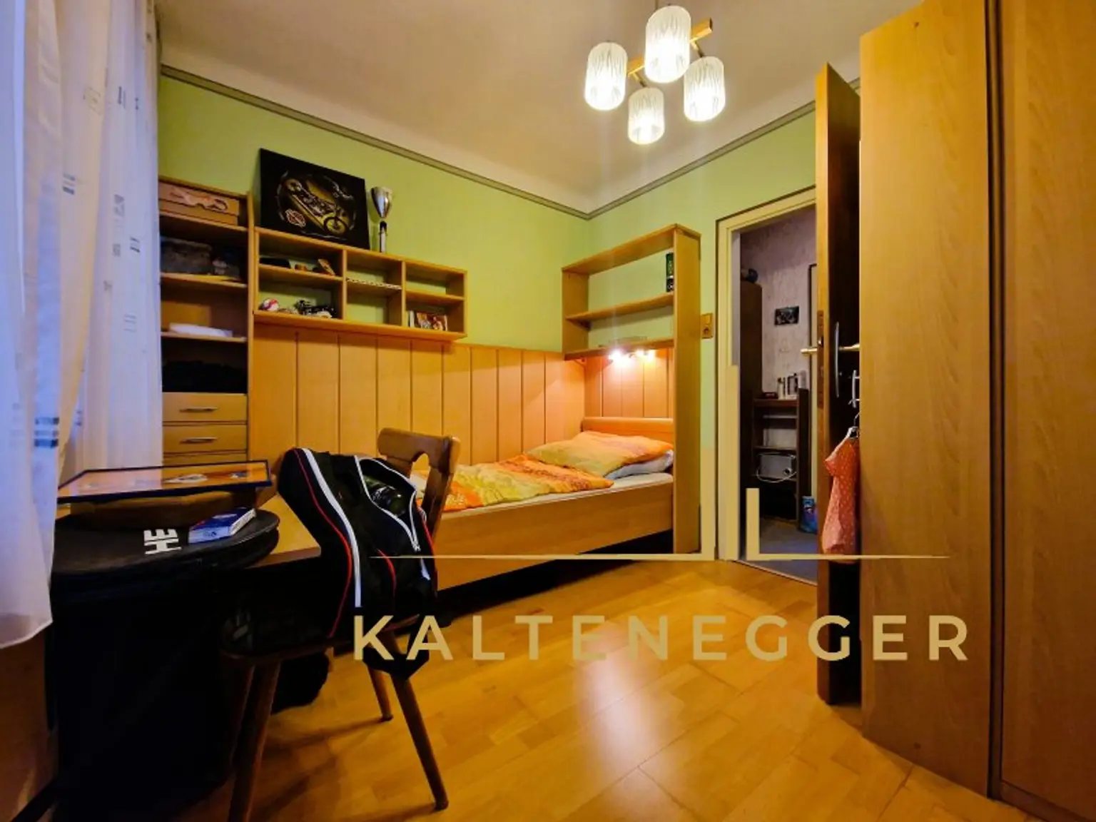 OG: Kammer ca. 9,57 m²