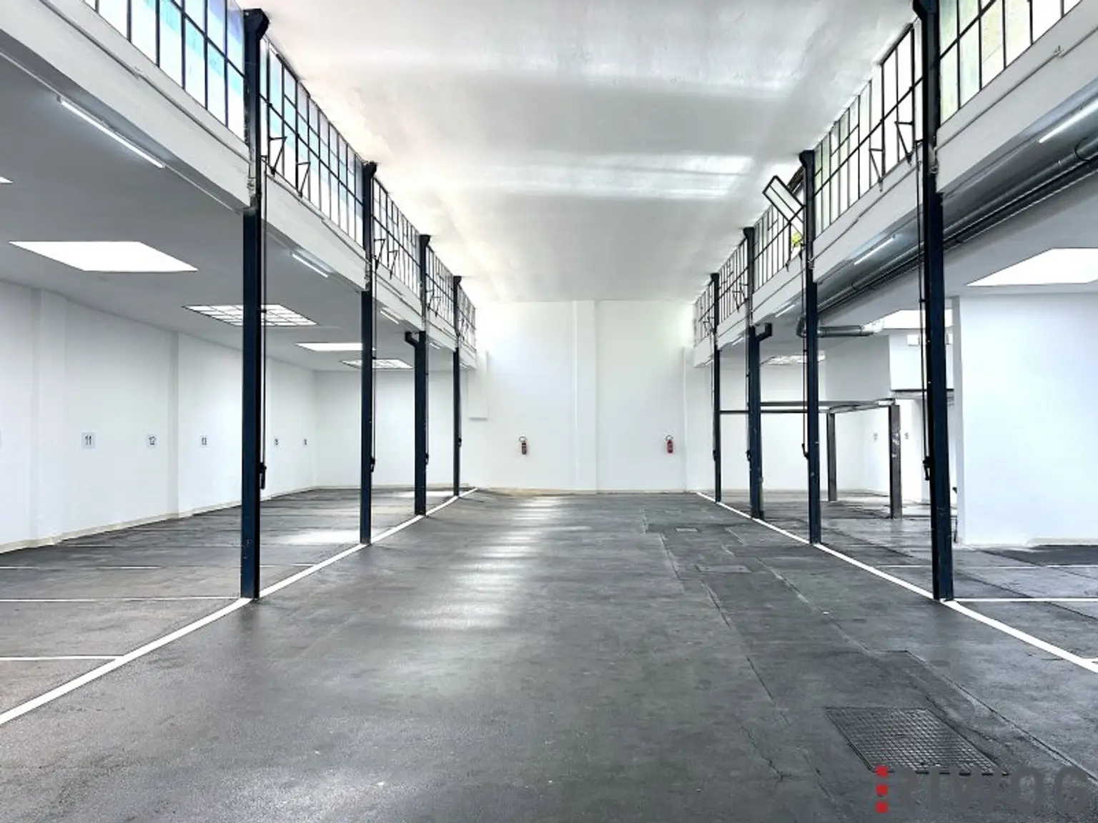 INVESTMENT IN DER ZIEGLERGASSE | Unbefristet vermietete Altbauwohnung | Nähe Mariahilfer Straße, Neubaugasse, U3/U6 | Garagenstellplätze im Haus
