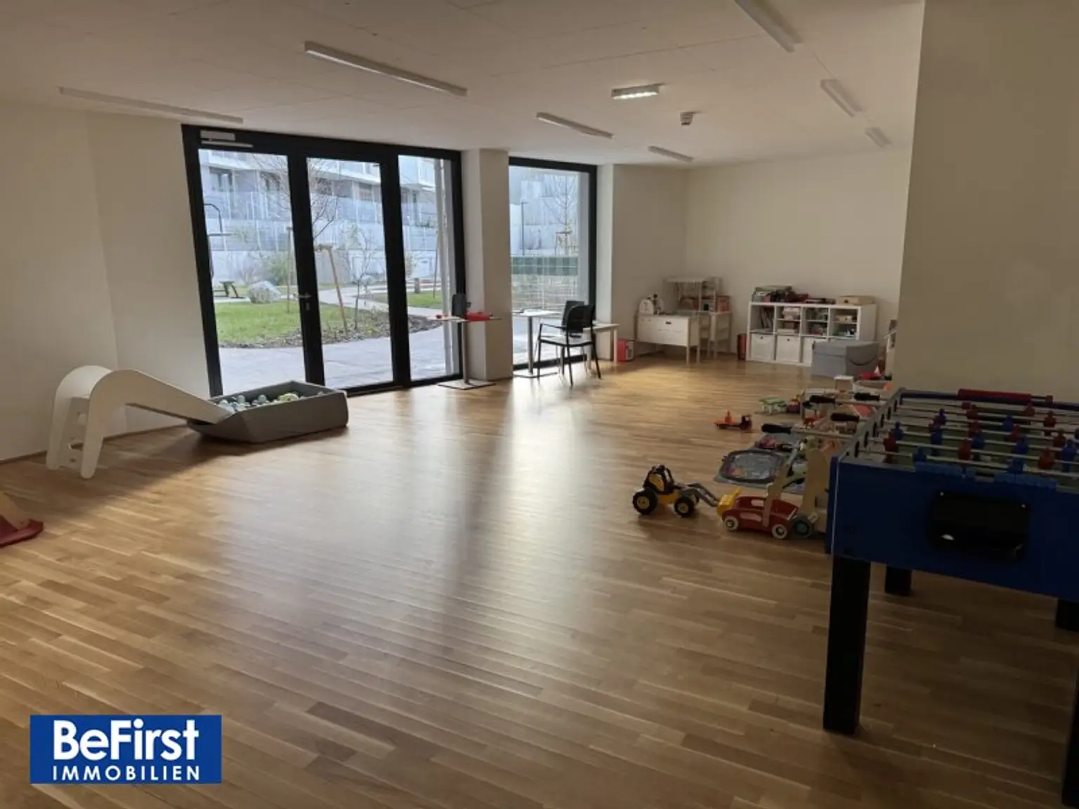 Moderne, sonnige 2 Zimmer Balkonwohnung