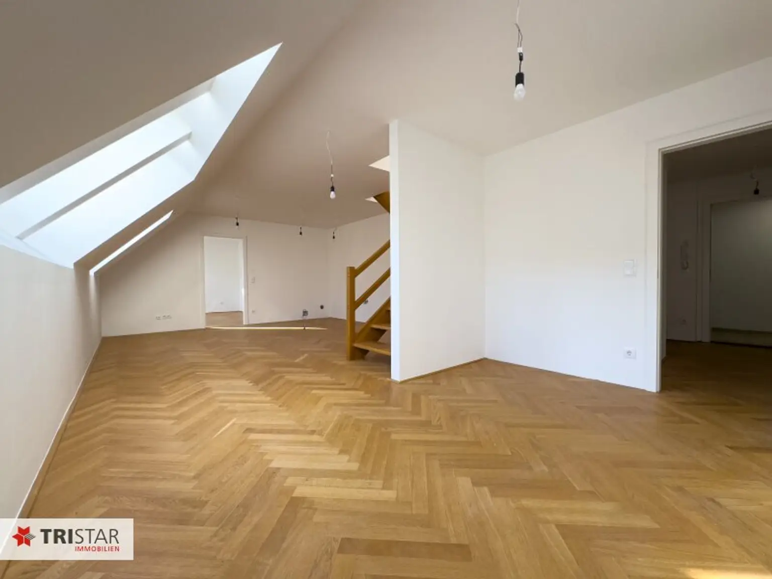 DG-Projekt im 9. Bezirk · 5 Wohnungen · Ost- & Westterrassen · 53–106 m² Urbanes Wohnen · Parks & Uni-Nähe · Sonne von morgens bis abends !