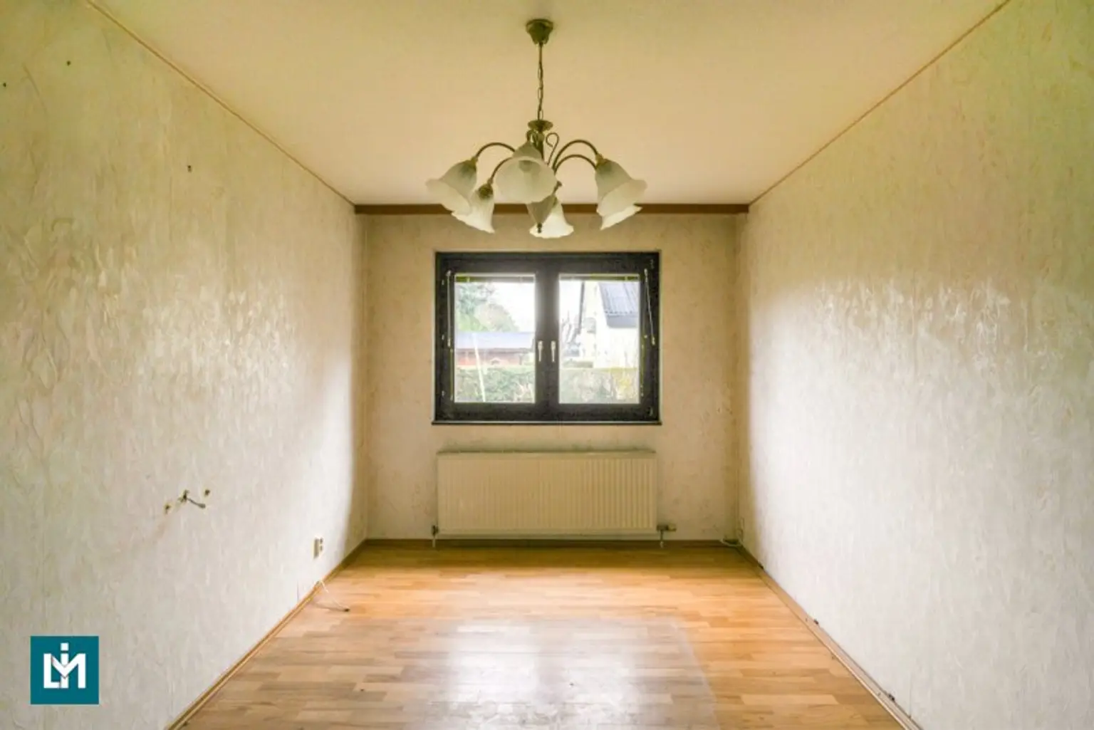 Schlafzimmer (N) UG.