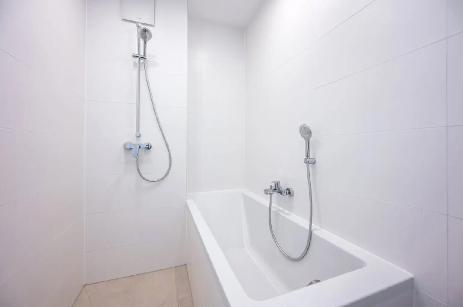++MOLLARD 50++ Moderne 3-Zimmer-Wohnung mitten im Herzen der Stadt (1/12)