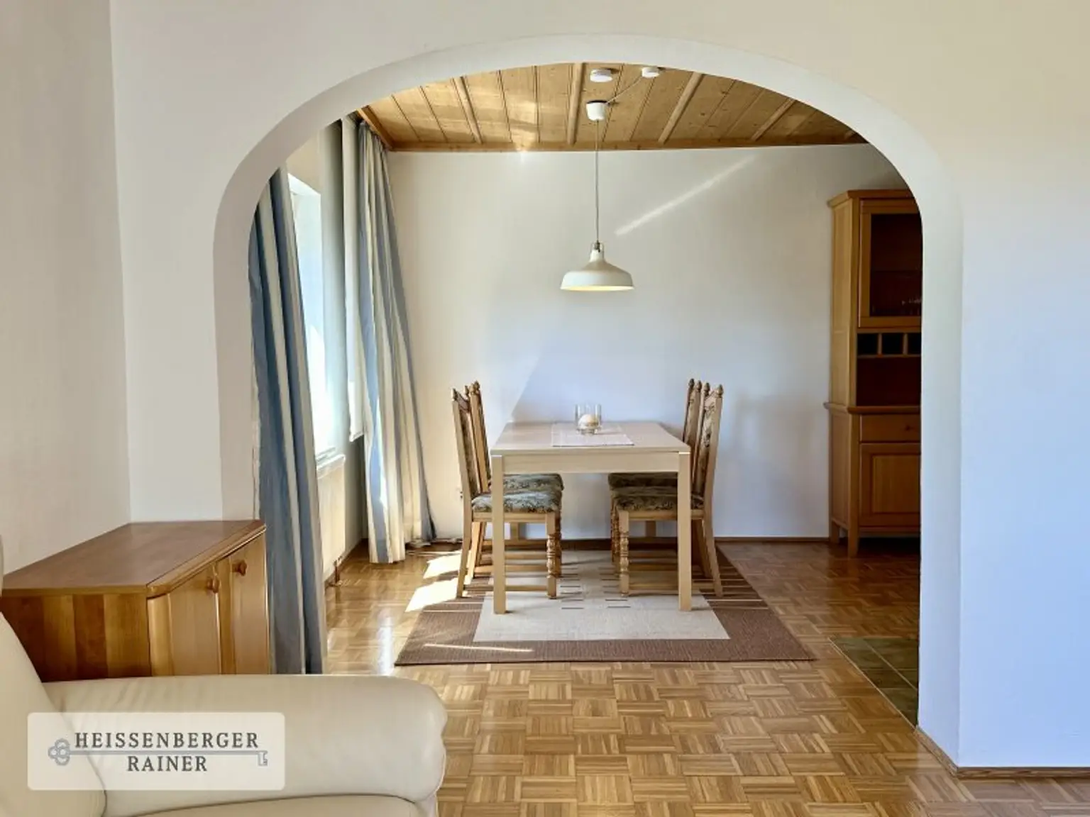 PROVISIONSFREI /// REHBÜHL, GROSSZÜGIG & FLEXIBEL /// 6 ZIMMER, 2 -3 BÄDER /// SOFORT BEZUGSFERTIG