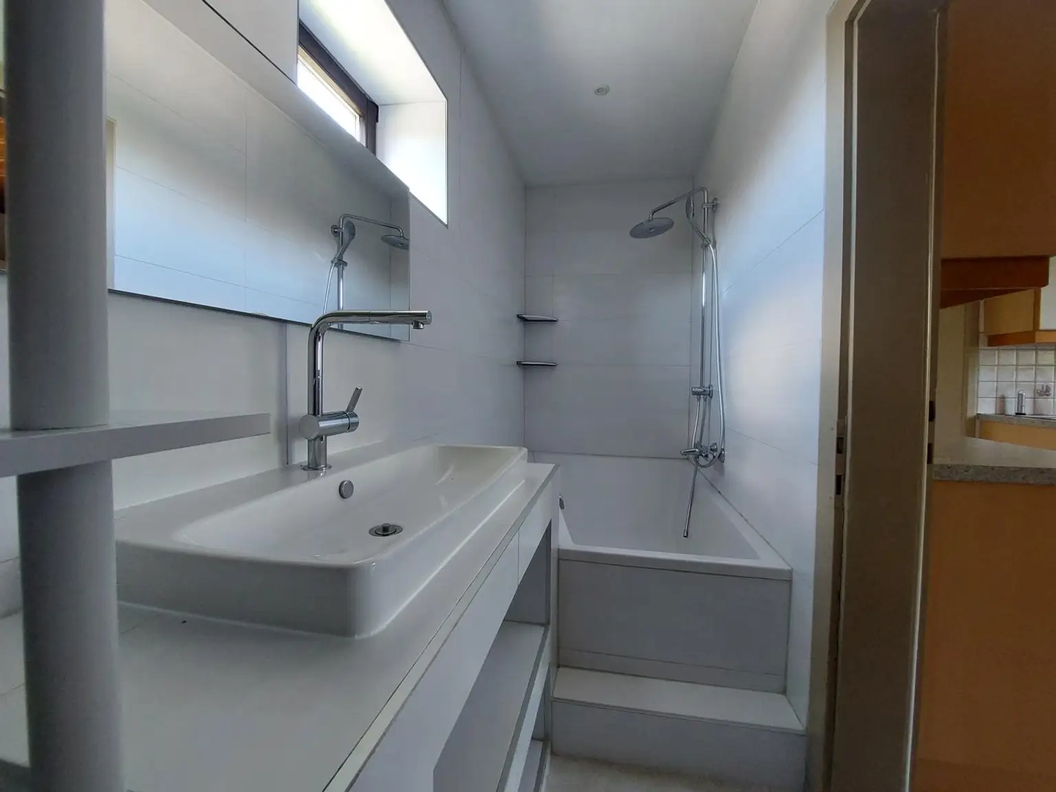 Badezimmer mit Wanne