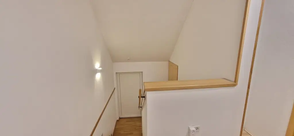 OPEN HOUSE! Nettes Wohnhaus mit viel Platz