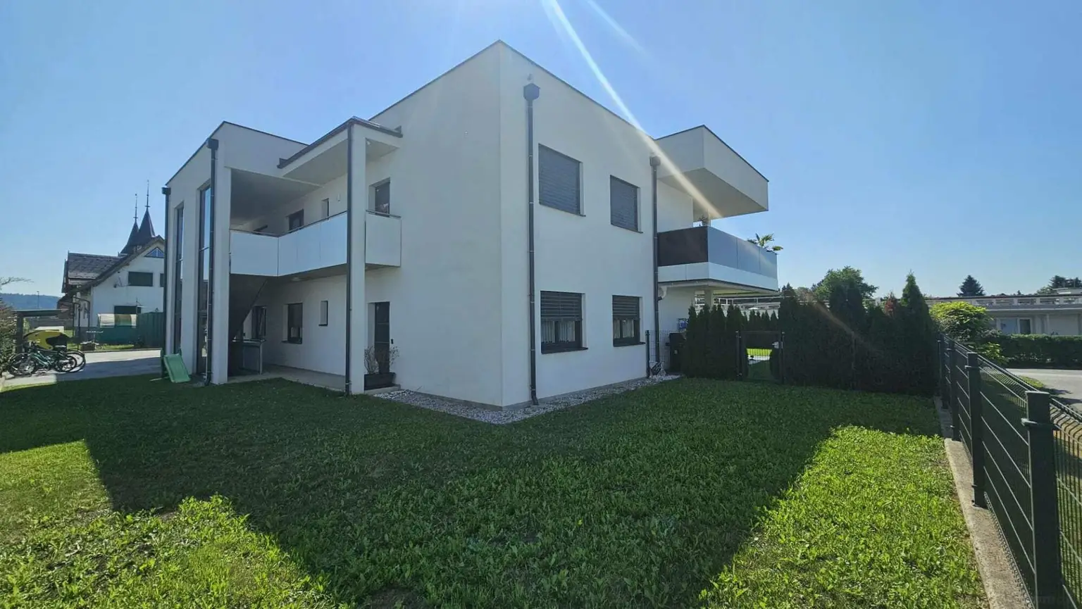 Exklusive Smart Home Wohnung – modernes Design und erstklassige Technologie