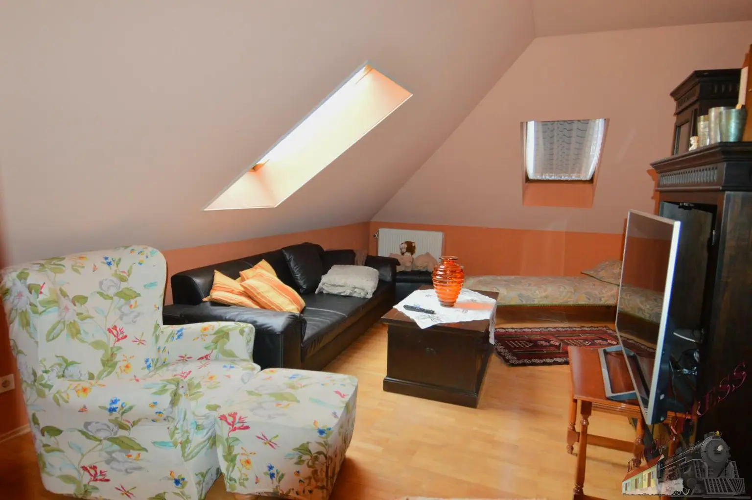Repräsentatives Einfamilienhaus im italienischen Stil auf ca. 2.711 m²