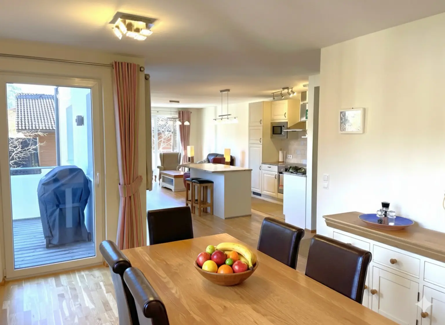 PREISSENKUNG! 5-Zimmer-Wohnung mit 2 Balkonen in Zell am See, MIT TOURISTISCHER VERMIETUNG!