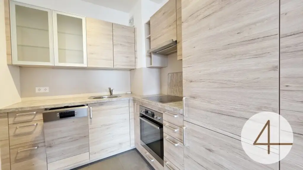 Helle 2-Zimmer-Wohnung in Toplage