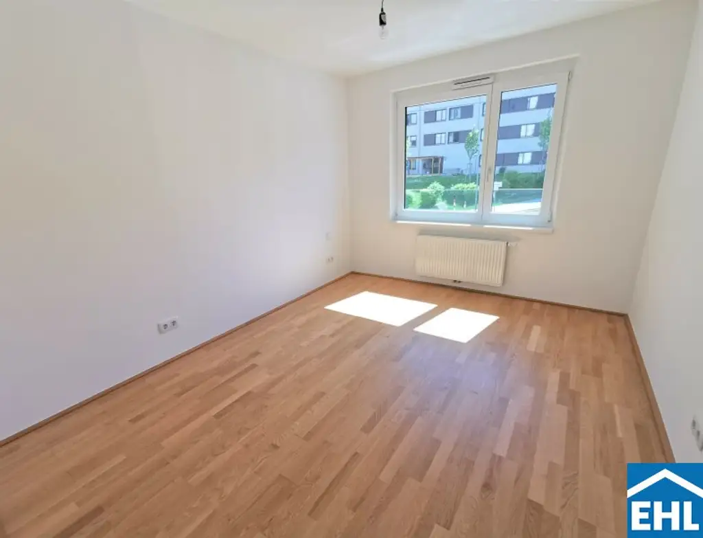 Schöne 2 Zimmer Wohnung mit Loggia in zentraler Lage
